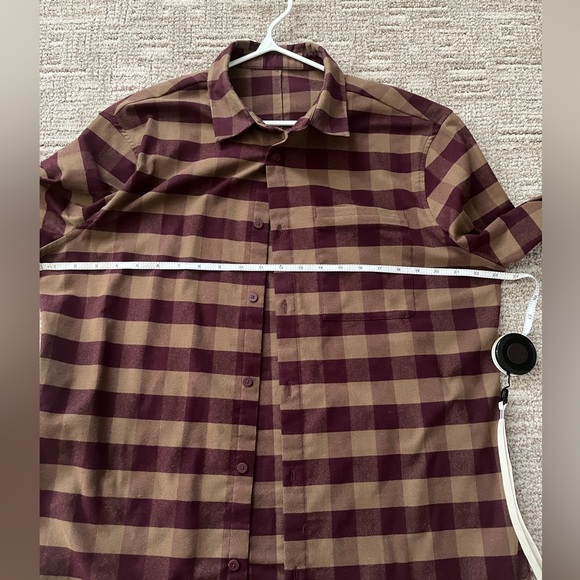 Men’s Lululemon Shirt - Picture 8 of 8